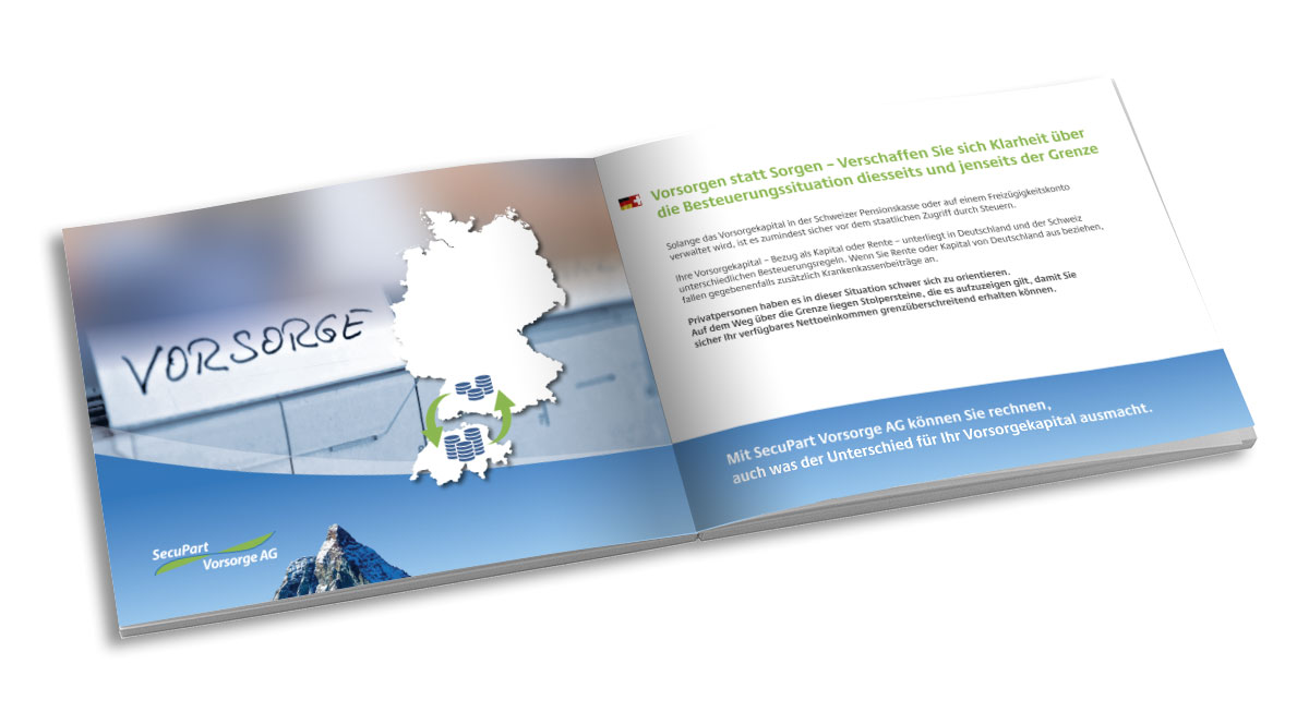 Secupart Vorsorge AG Broschüre Doppelseite Innenteil aufgeschlagen, Mockup schräg, links Motiv/Grafik, rechts Textinhalte